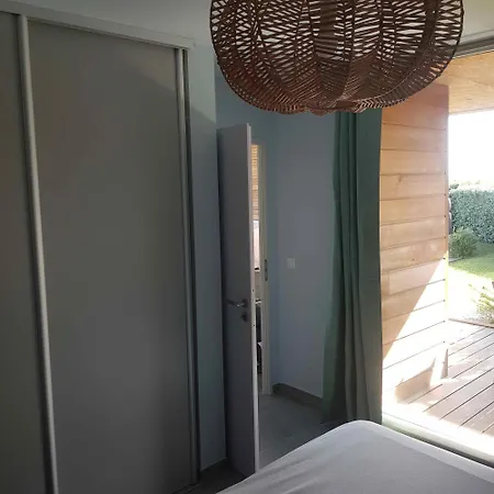 Splendide T3 Piscine Et Vue Appartement