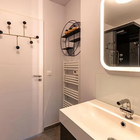 Splendide T3 Piscine Et Vue *