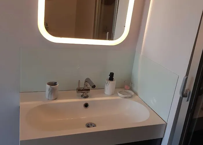Splendide T3 Piscine Et Vue Appartement